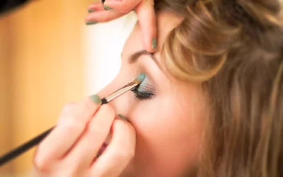 Esthéticienne à Amboise : les avantages d’un maquillage personnalisé